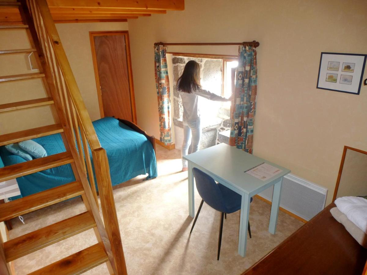 Bed and Breakfast L'Abri du Berger à Olby Extérieur photo