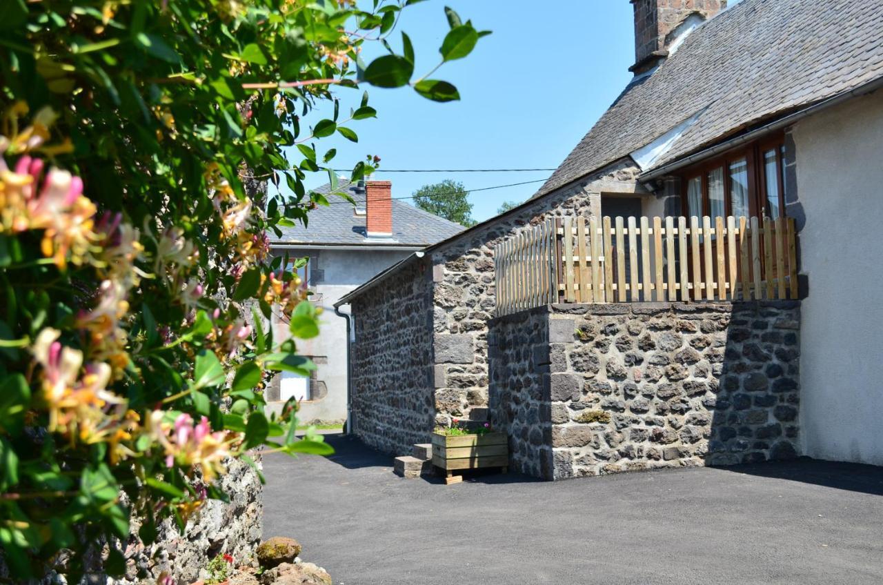 Bed and Breakfast L'Abri du Berger à Olby Extérieur photo